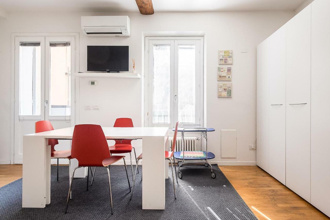 Travel House Bologna Apartment Ngoại thất bức ảnh